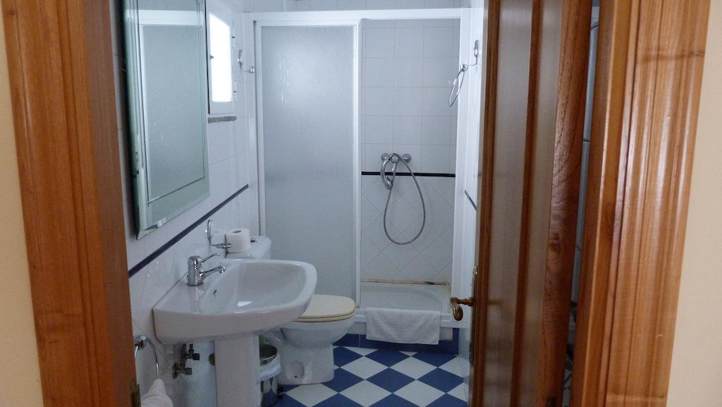 Pension Albergue A Pedra Sarria Værelse billede